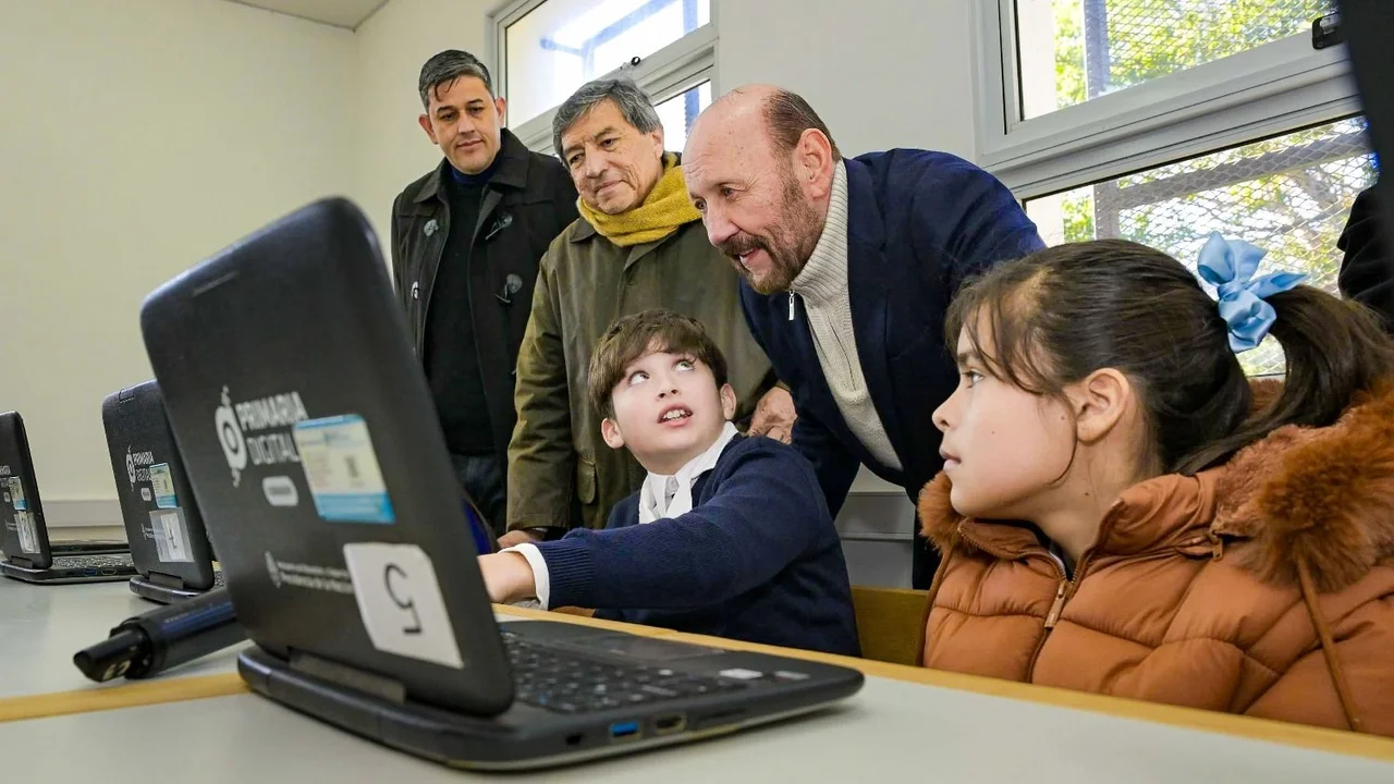 Apuesta al futuro: Formosa invierte más de 170 millones de pesos por mes para garantizar educación tecnológica