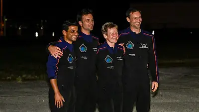 Astronautas de India, Polonia y Hungría parten en su primera misión a la estación espacial Astronautas de India, Polonia y Hungría parten en su primera misión a la estación espacial