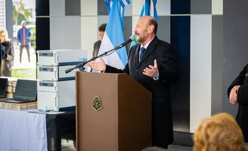Insfrán encabezó el acto por el Día de la Independencia | Gildo insfrán