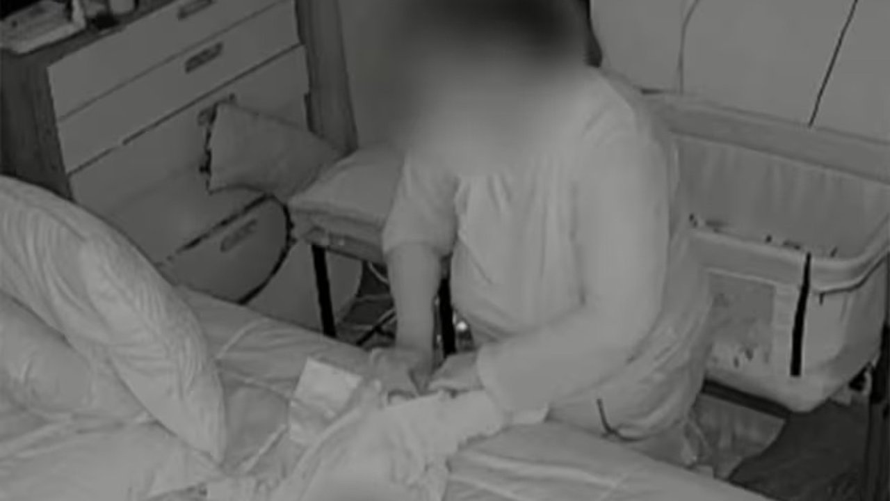 Detuvieron a una niñera que le pegaba a un bebé de siete meses en Córdoba: "Lo asfixió y torturó"