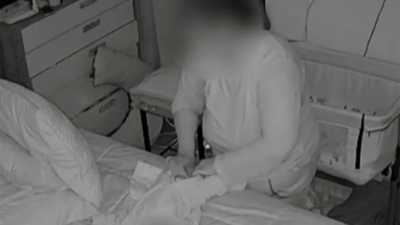 Detuvieron a una niñera que le pegaba a un bebé de siete meses en Córdoba: "Lo asfixió y torturó"