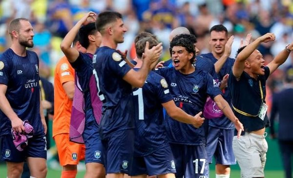 El insólito pedido de los jugadores del Auckland City contra su DT: 