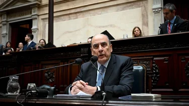Francos deberá responder más de 900 preguntas ante el Senado