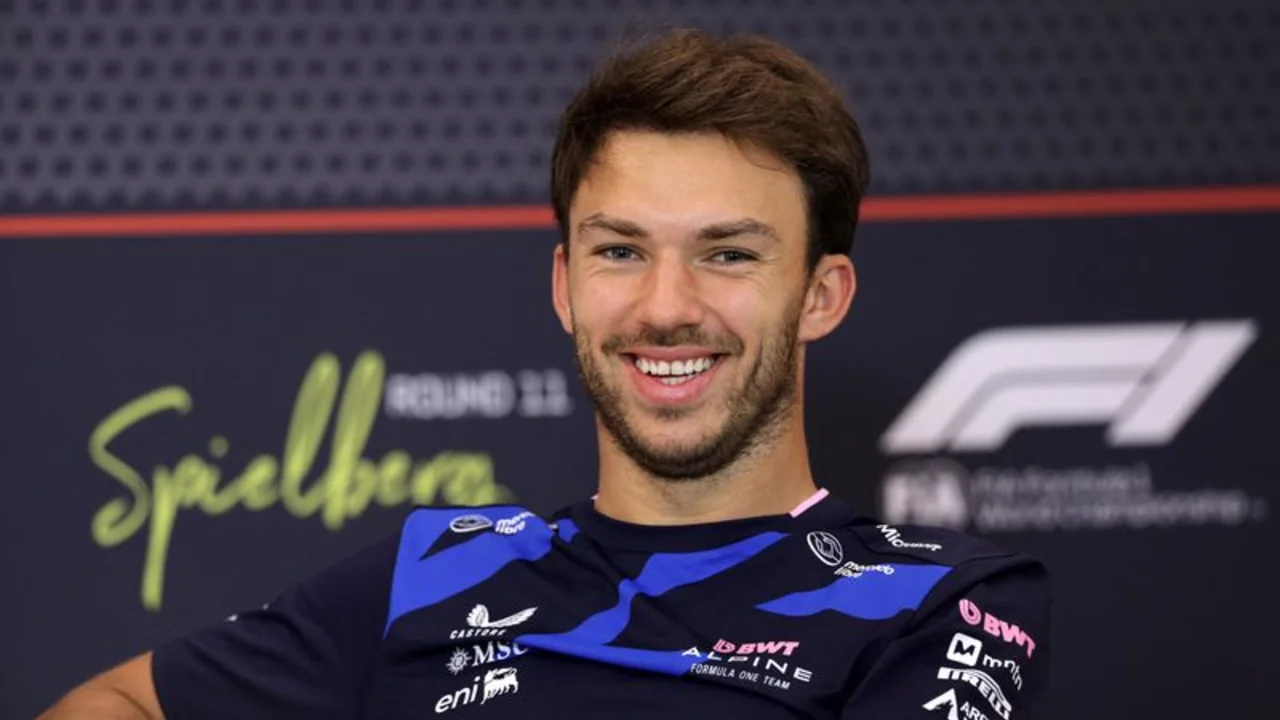 Gasly bromea con que podría probar suerte en Hollywood si Alpine queda último en la F1