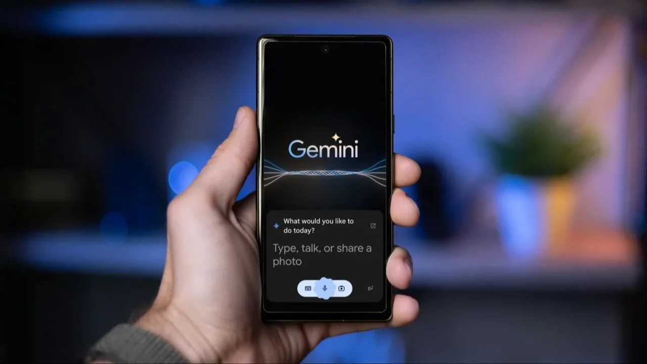 Celular usando Gemini