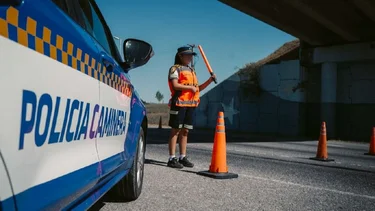 Detuvieron al jefe de la Policía Caminera de Córdoba y a otros agentes por una presunta red de estafas 