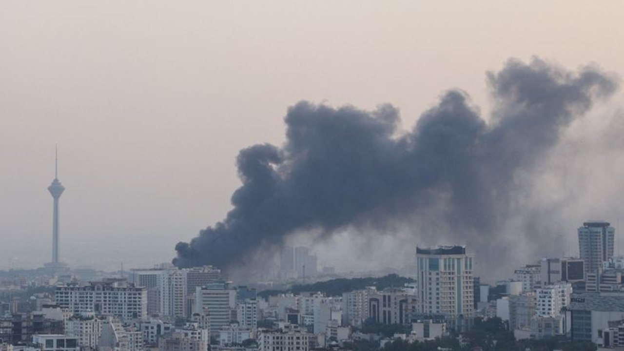 Israel mató a 30 jefes de seguridad iraníes y a 11 científicos nucleares, según funcionario israelí