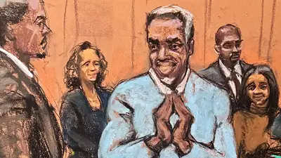 Abogado de Sean 'Diddy' Combs dice que los fiscales intentan criminalizar su "vida sexual privada" Abogado de Sean 'Diddy' Combs dice que los fiscales intentan criminalizar su "vida sexual privada"