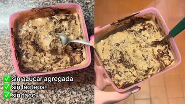 Receta de helado casero de banana split, sin lactosa y sin azúcar: ideal para el dolor de garganta
