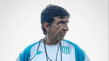 En Racing, Gustavo Costas destrozó a Boca y River en medio de la novela de Maxi Salas: "Los mejores"