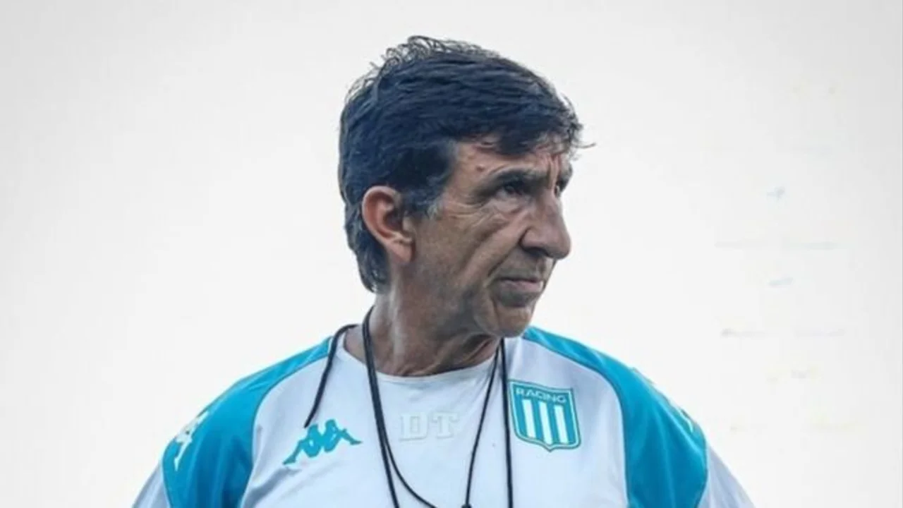 En Racing, Gustavo Costas destrozó a Boca y River en medio de la novela de Maxi Salas: "Los mejores"