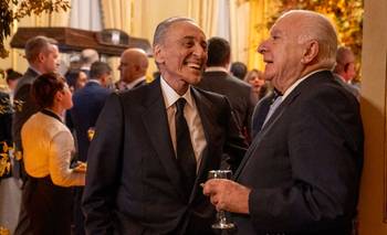 Gobierno de La Embajada, risa de Magnetto y 2 respuestas que definen la elección | Panorama político