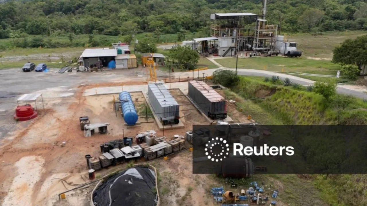 Autoridades detienen a 32 personas vinculadas con robo combustible en México
