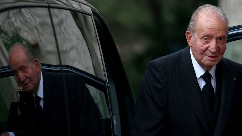 "Me roban mi historia": rey emérito Juan Carlos publicará sus memorias