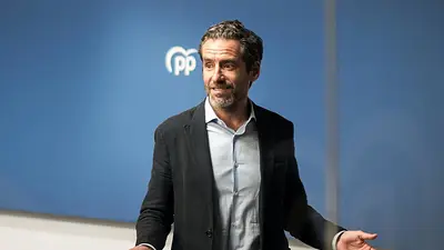 El PP acusa a Sánchez de "saqueo fiscal" tras el aumento de los impuestos a la luz y el gas en España El PP acusa a Sánchez de "saqueo fiscal" tras el aumento de los impuestos a la luz y el gas en España