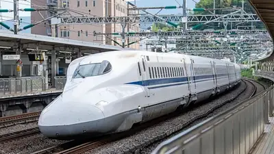 Turismo: así es el tren que viaja a 285 km/h y record de diás sin retrasos Turismo: así es el tren que viaja a 285 km/h y record de diás sin retrasos