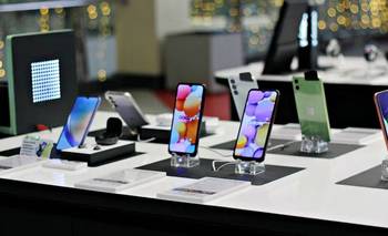 Celulares de caja abierta: cómo comprar gama alta al 50% | Celulares