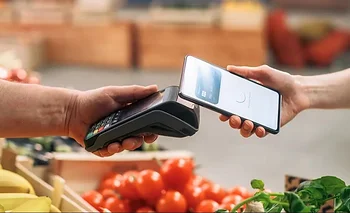 Supermercados contra billeteras virtuales: el reclamo que le hicieron a Caputo | Impuestos