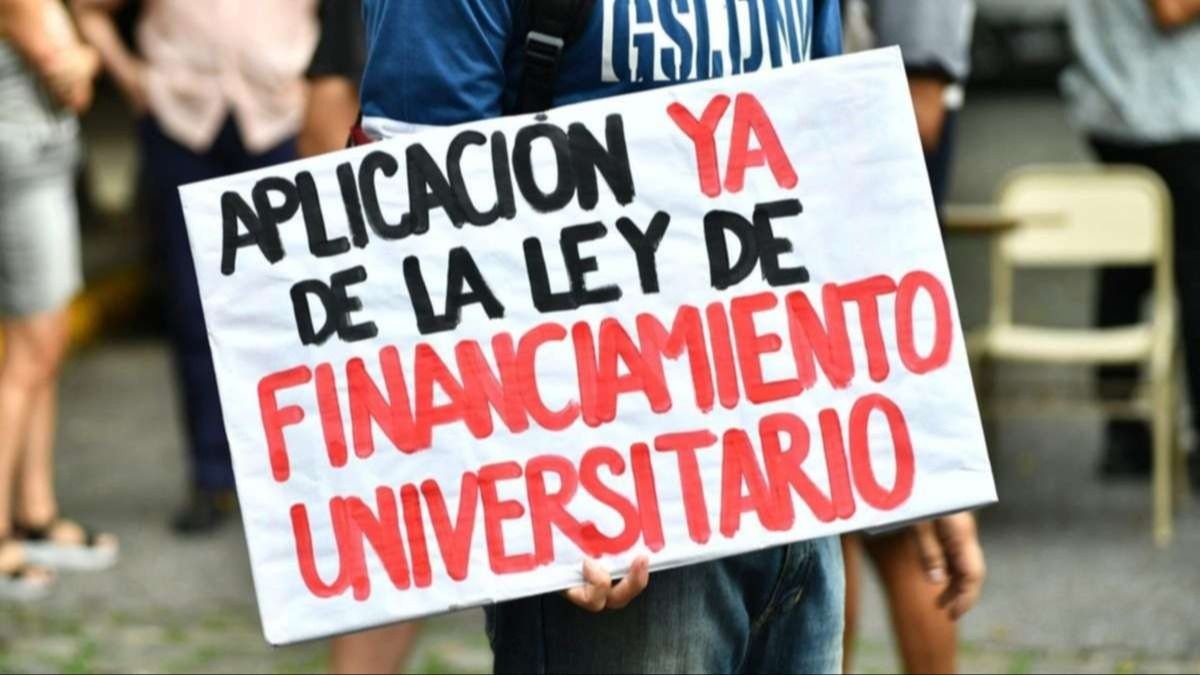 El Gobierno aceptaría aumentar un 24% los sueldos de docentes y no ...
