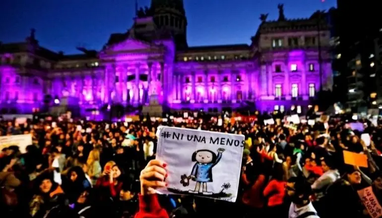 El detrás de la noticia falsa de Feinmann para atacar a Ni Una Menos, a horas de la marcha: "Ninguna lucró"