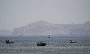 Barcos pagan hasta USD 2 millones para transitar por el estrecho de Ormuz | Conflicto en medio oriente
