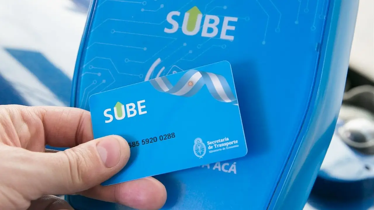 Cuántos viajes permite realizar el saldo negativo de la SUBE, según el transporte