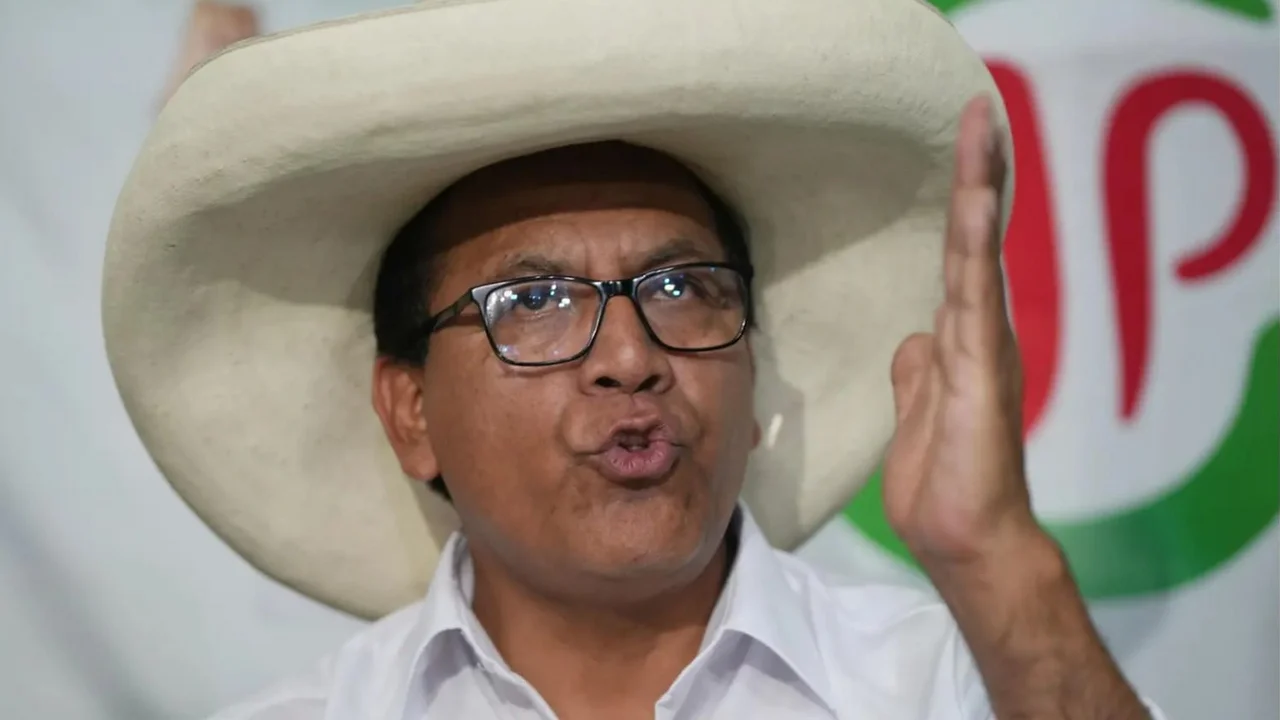 Roberto Sánchez.