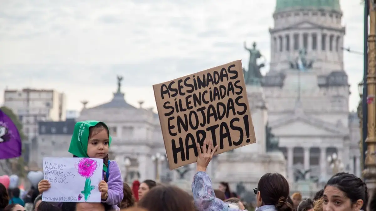 Una adolescente apareció viva y eso también molesta: cuando solo importa si sos una "buena víctima"