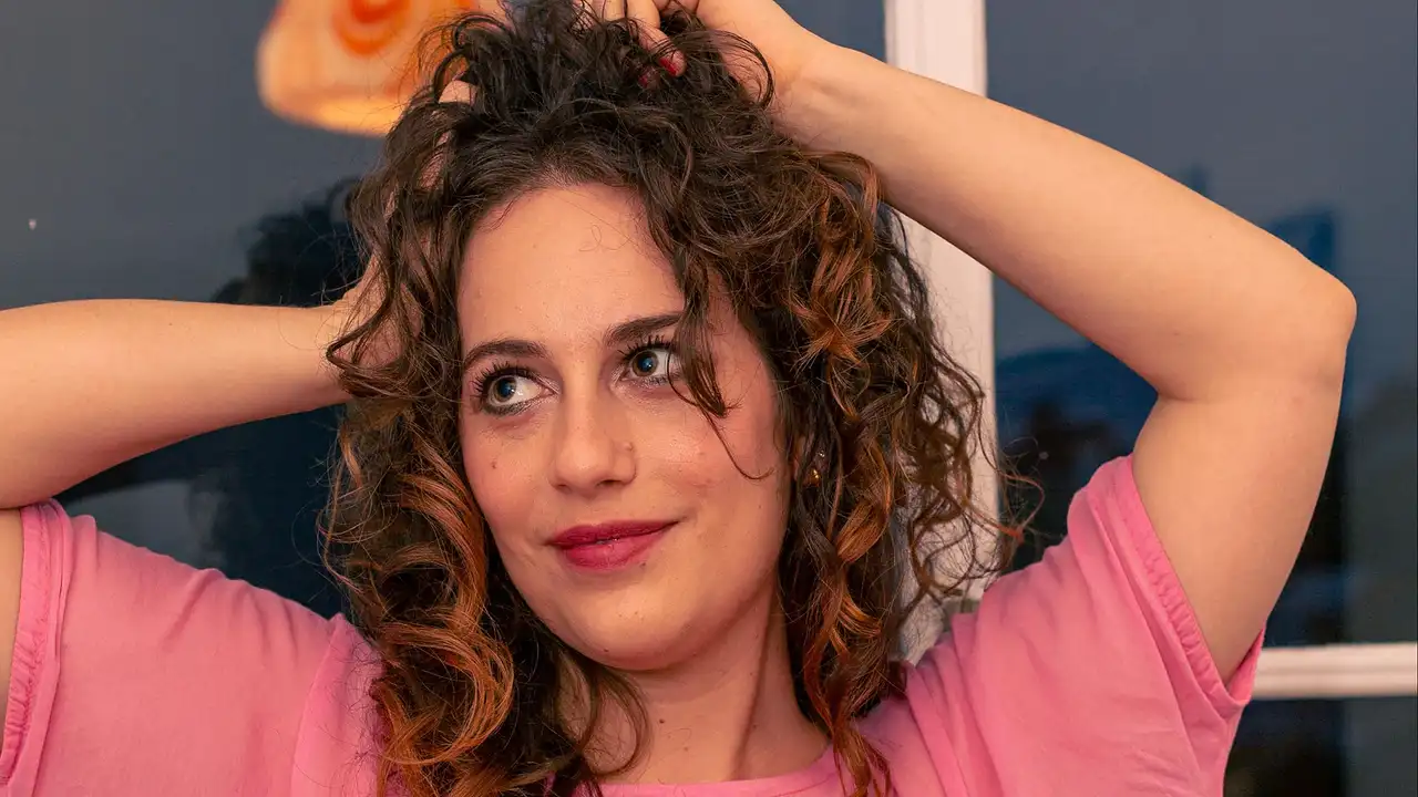 Delfi Cheb presenta Mejor, el disco nacido de su regreso a Buenos Aires