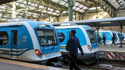 Patrullas en el transporte: tras el aumento del boleto, el Gobierno controla y multa a pasajeros que no pueden pagar Patrullas en el transporte: tras el aumento del boleto, el Gobierno controla y multa a pasajeros que no pueden pagar