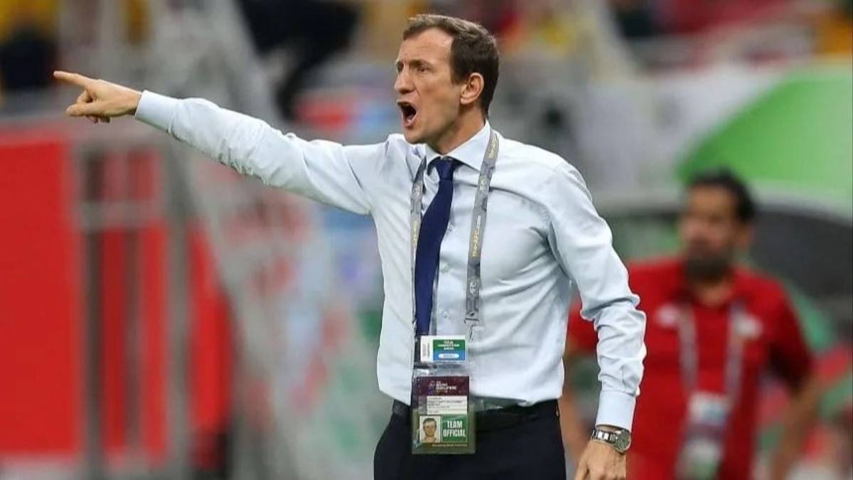 Sorpresa en Boca: Riquelme quiere a Arruabarrena para reemplazar a Úbeda