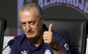 El presidente regaló el sable del mariscal Solano López a un crack de Paraguay | Mundial 2026