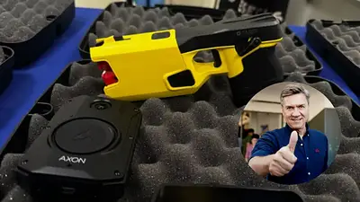 Zdero autorizó y la Policía de Chaco ya porta pistolas Taser: alertan por posibles abusos policiales Zdero autorizó y la Policía de Chaco ya porta pistolas Taser: alertan por posibles abusos policiales