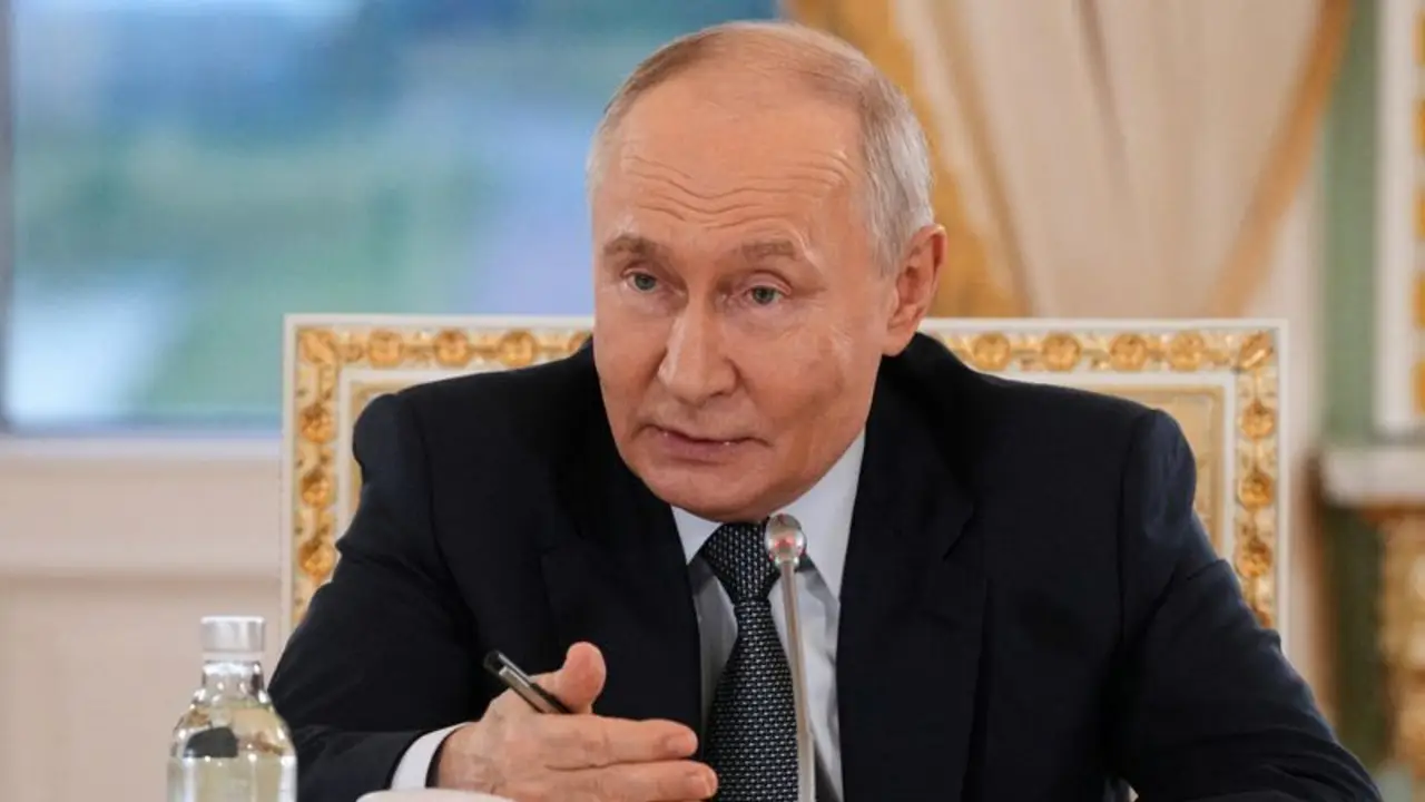 Putin afirma que, por el momento, no ve motivos para reunirse con Zelenski