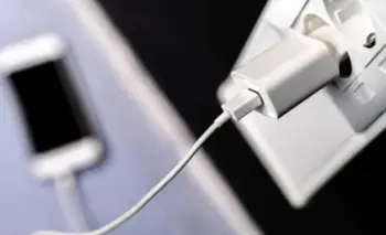 ¿Celular o enchufe primero?: cómo cargar la batería correctamente | Celulares