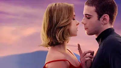 El cierre de la saga romántica que rompió récords en Netflix y sigue entre las más vistas El cierre de la saga romántica que rompió récords en Netflix y sigue entre las más vistas