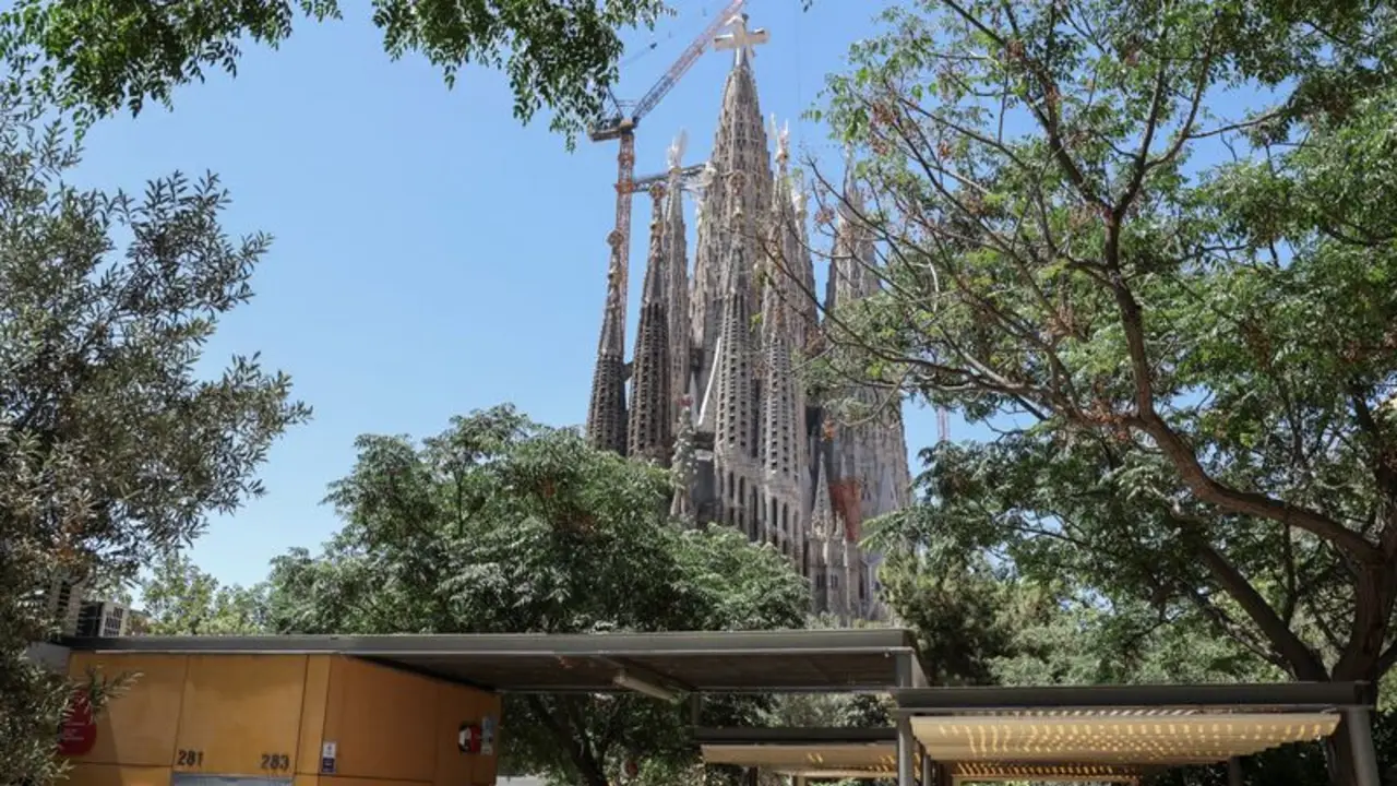 La visita del papa celebra el legado de Gaudí un siglo después de su humilde muerte