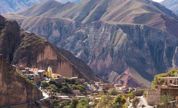 El pueblo que se encuentra a más de 2700 metros de altura y tiene 1800 habitantes | Escapadas