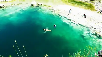 La laguna de aguas turquesas escondida en Córdoba que muchos comparan con el Caribe La laguna de aguas turquesas escondida en Córdoba que muchos comparan con el Caribe