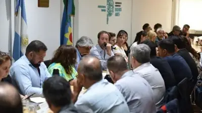 El gobierno bonaerense retoma paritarias: cómo están los salarios hoy El gobierno bonaerense retoma paritarias: cómo están los salarios hoy