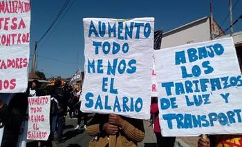 Facturas con subas del 3.000% por el ajuste de Milei y sueldos licuados por Sadir | Tarifazos