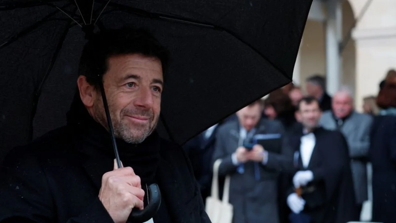 Investigan al cantante francés Patrick Bruel por presunta violación y acoso sexual