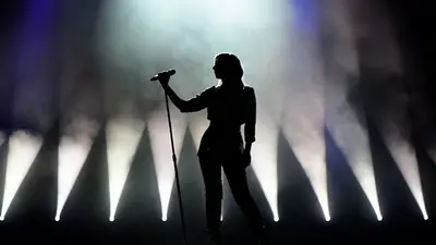 Conmoción por la muerte de una famosa cantante a los 28 años. Conmoción por la muerte de una famosa cantante a los 28 años.
