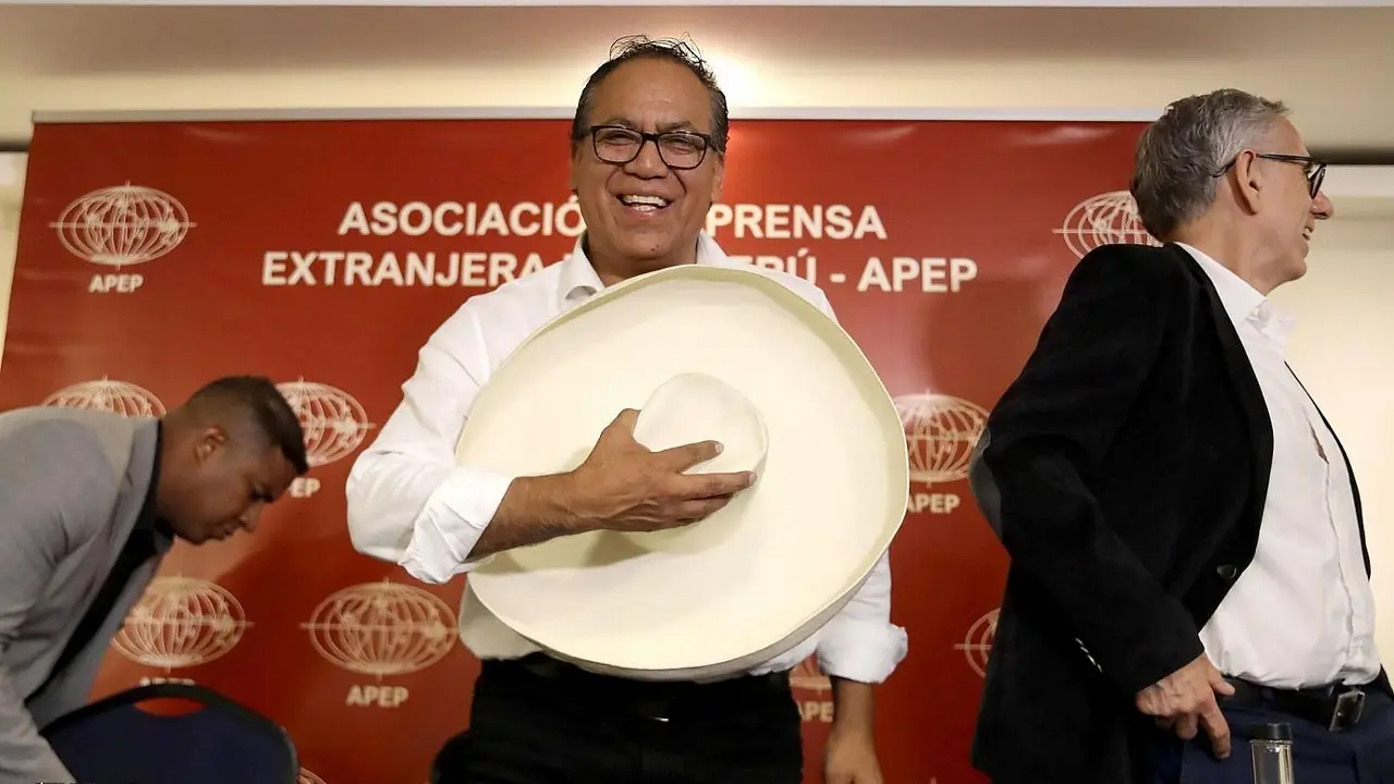 Sánchez irá a la Corte Interamericana para denunciar fraude en el balotaje