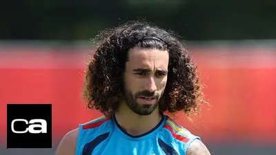 Cucurella espera que la camiseta del pijama de su mujer le sirva de amuleto de la suerte en el Mundial Cucurella espera que la camiseta del pijama de su mujer le sirva de amuleto de la suerte en el Mundial