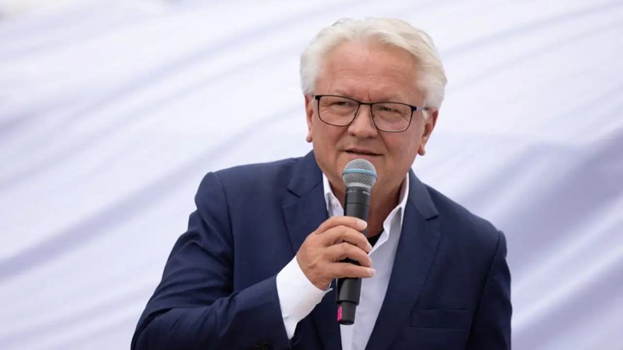 Francia podría abandonar proyecto de carros de combate con Alemania, dice jefe de Rheinmetall