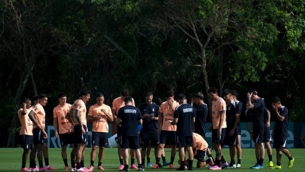 Uruguay, obligada a retrasar viaje a EEUU para debut en Mundial por problemas burocráticos: reportes