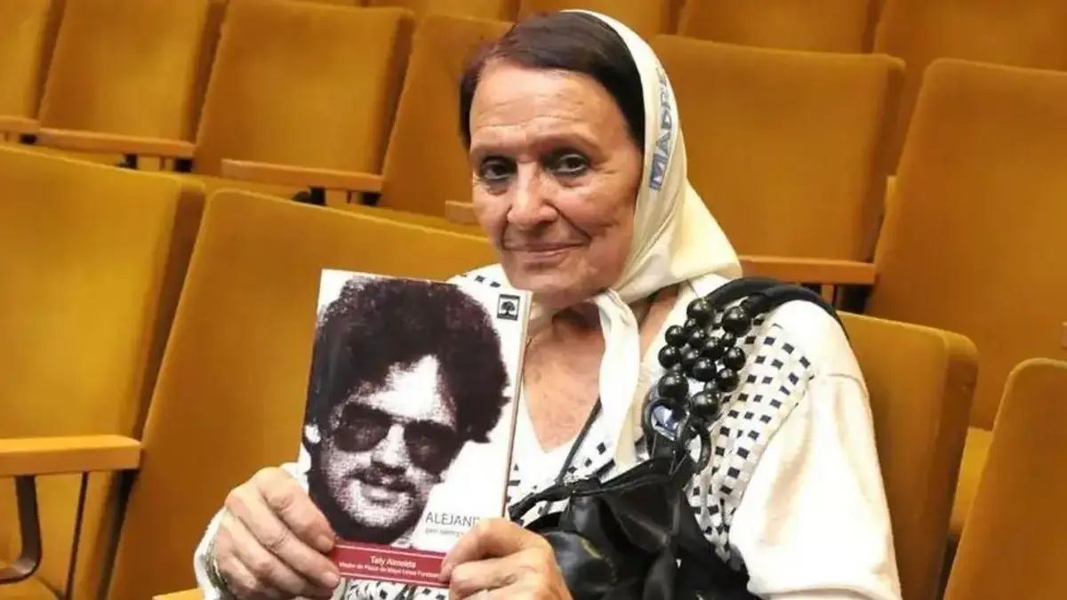 Quién fue Alejandro Almeida, el hijo de Taty Almeida que se volvió símbolo de su lucha en las Madres de Plaza de Mayo