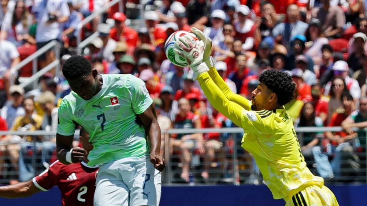 El arquero qatarí Abunada disfruta del "momento más hermoso" en el Mundial tras varios reveses