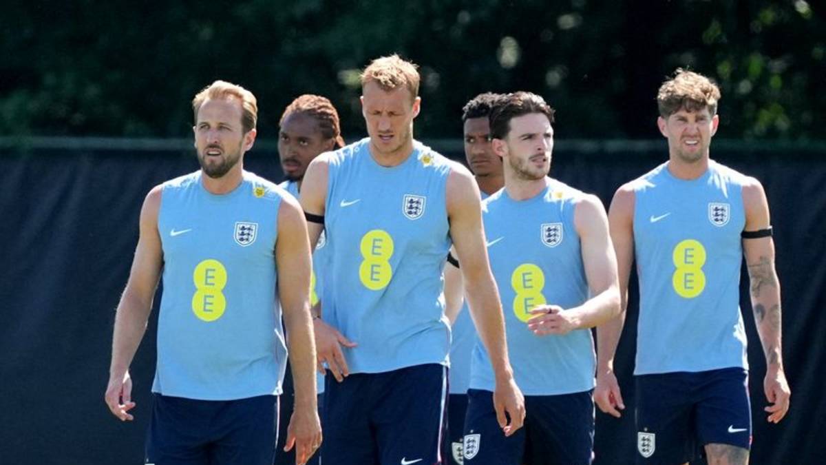 Inglaterra y Croacia inician su camino en el Mundial con el control de la fase de grupos en juego